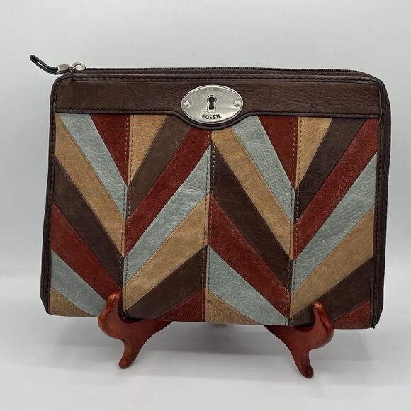 FOSSIL Leather Suede Chevron Tablet Case Zipper Career Classic Designer - Picture 13 of 13
